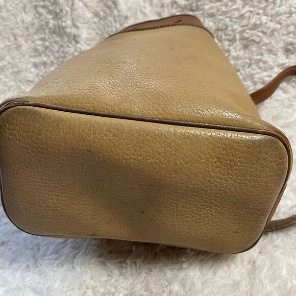 Dooney & Bourke leather khaki & brown Bucket bag Brass hardwares . - Picture 16 of 16